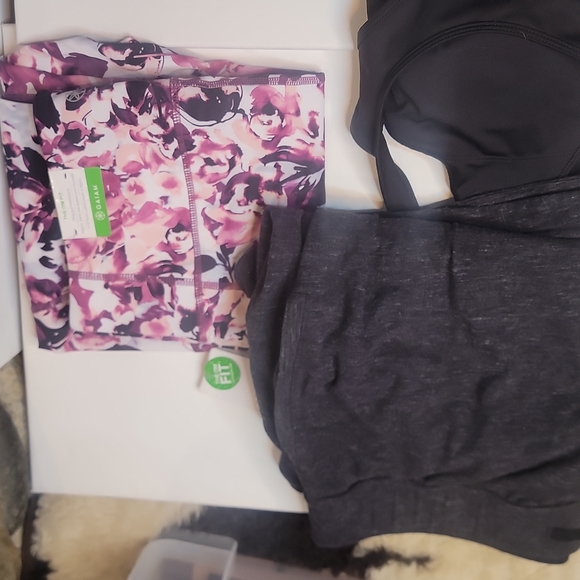 GAIAM Pants & Jumpsuits Gaiam And Tek Gear Workout Clothes Xl And